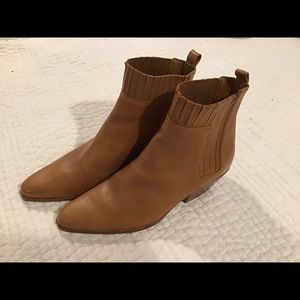 VINCE Eckland Camel Ankle Boots 37.5